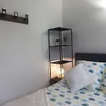 Joli T2 Très Bien Situé, Parking Couvert *