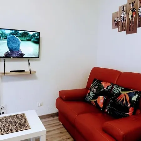 Joli T2 Tres Bien Situe, Parking Couvert *